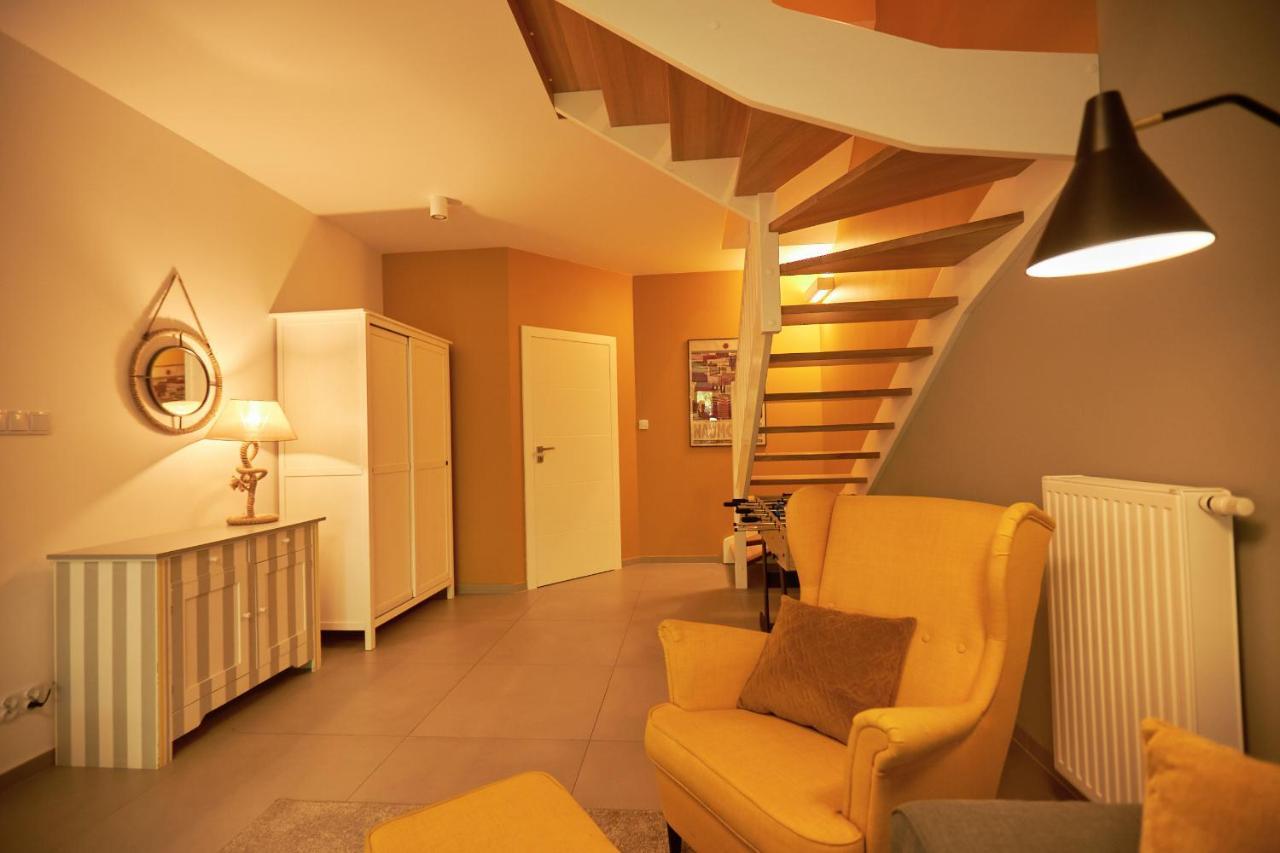 Seayou Yellow House Villa Rogowo  Eksteriør billede