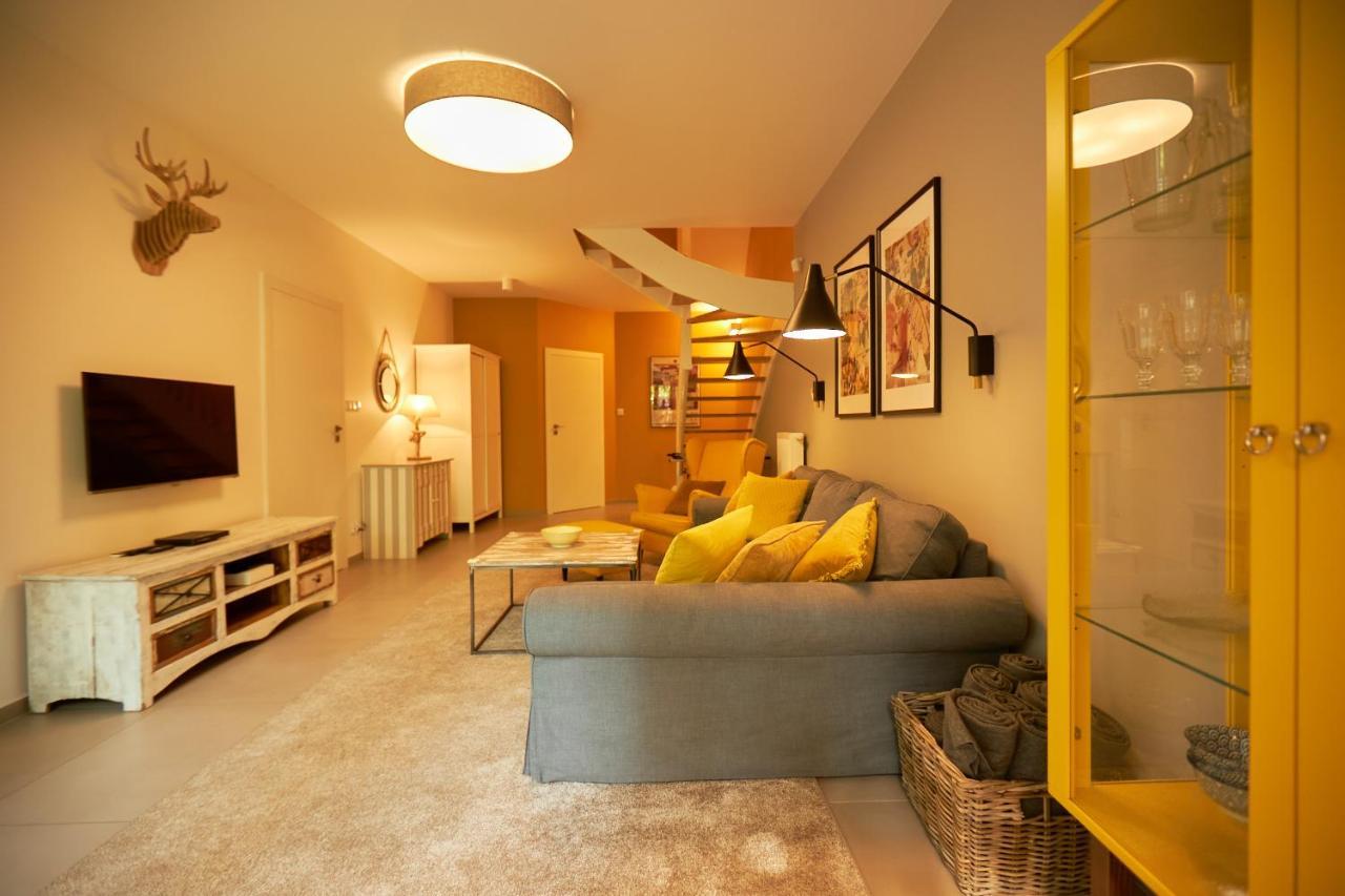 Seayou Yellow House Villa Rogowo  Eksteriør billede
